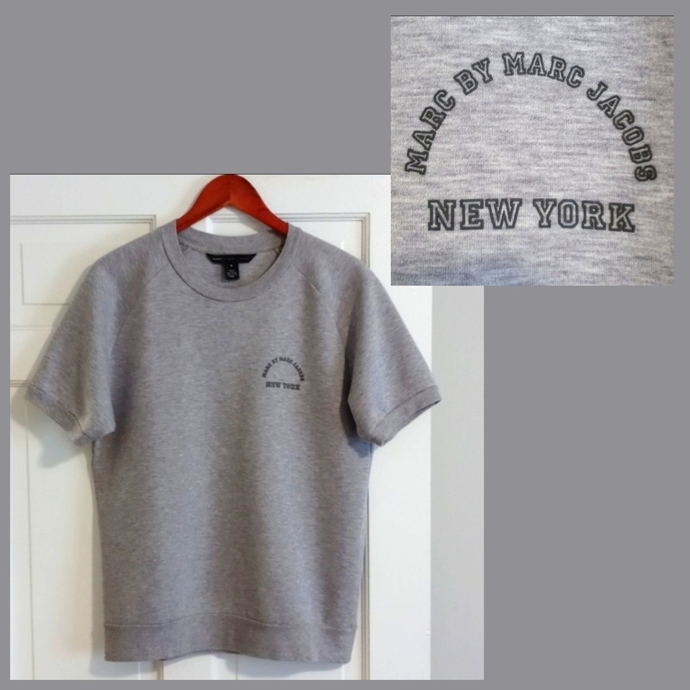 🩶VTG Marc by Marc Jacobs🩶 - Gray Logo S/S Sweatshirt